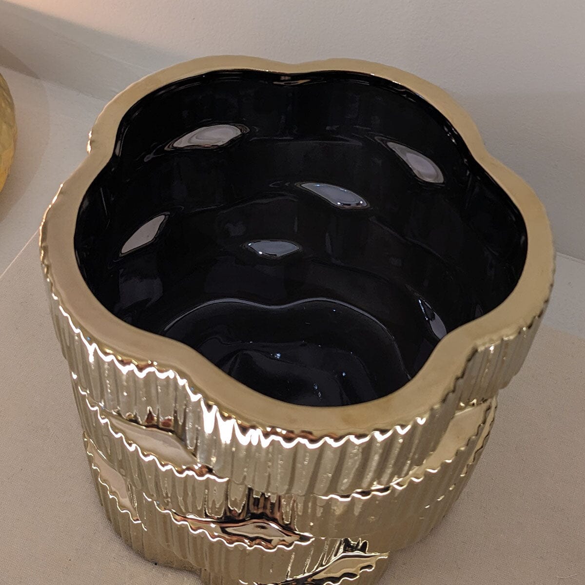 Willow Gold Ribbed Ceramic Planter - Rosey's Creations