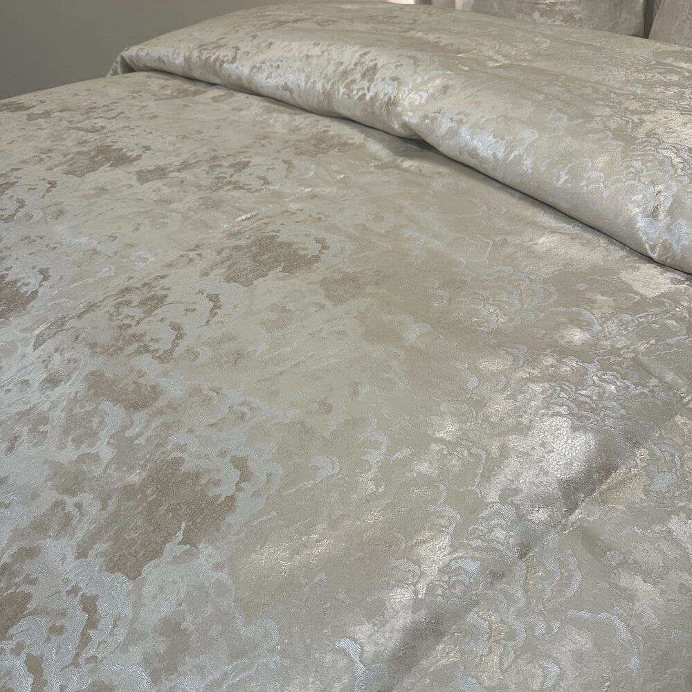 Yasmin Gold & Cream Metallic Cloud Print Bedspread.