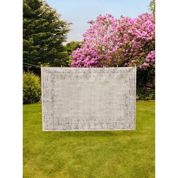 Eco-Washable Grey Rug Bordered Design