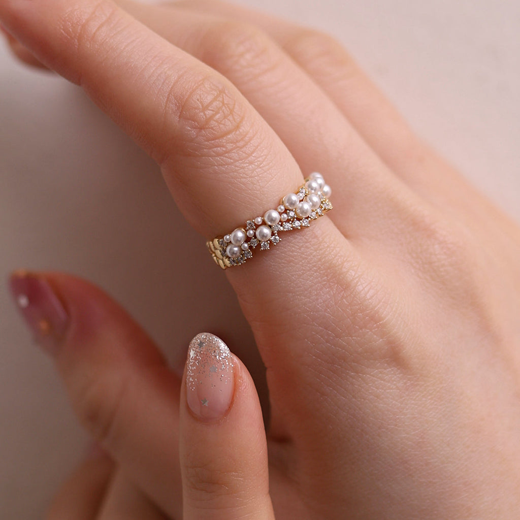 Bold cubic pearl ring Nabi London