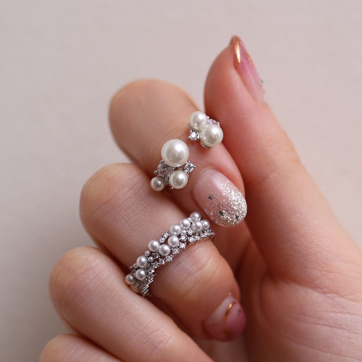 Bold cubic pearl ring Nabi London