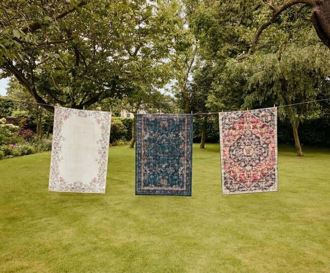 Eco-Washable Blue Rug Vintage Design