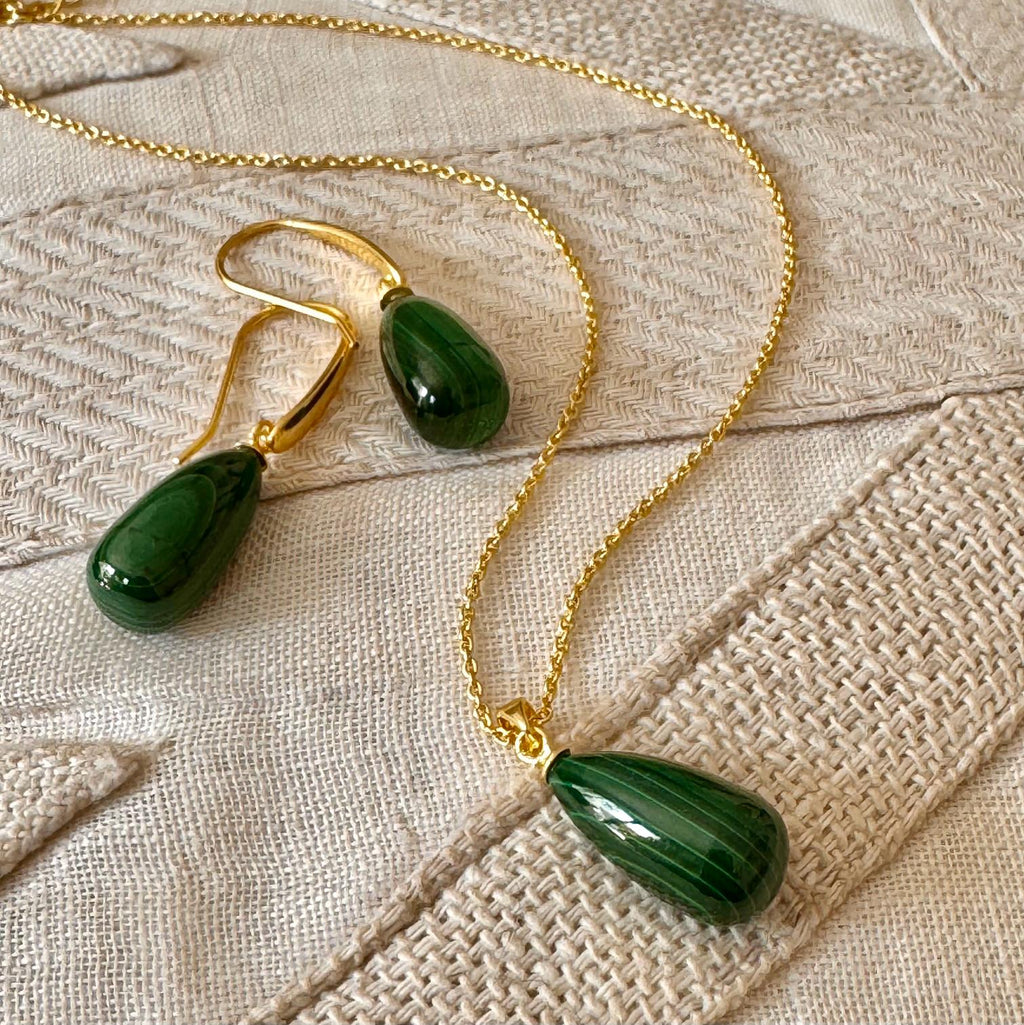 Hera Polished Stone Pendant Necklace Malachite Azuni London