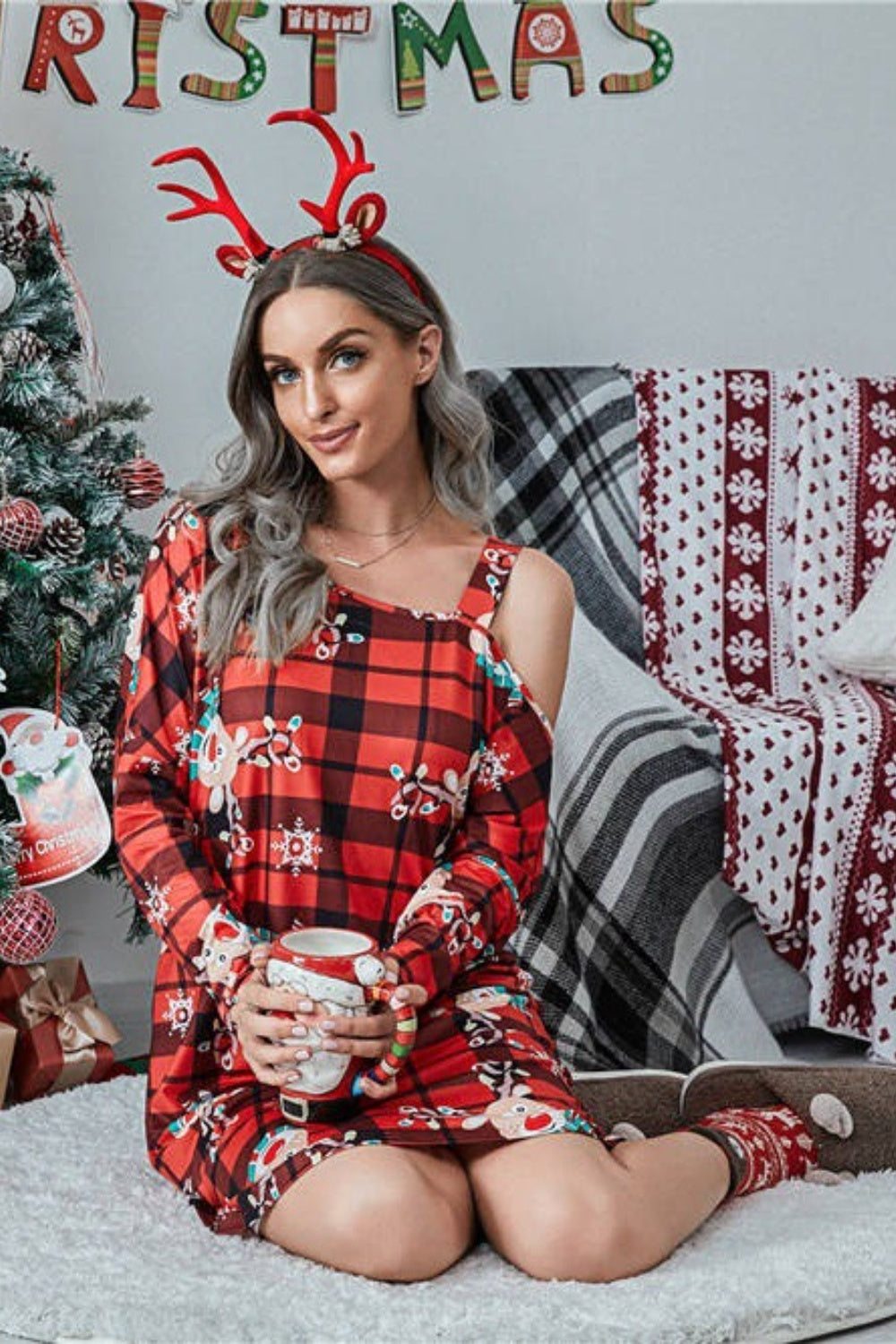 Christmas Asymmetrical Neck Long Sleeve Dress.