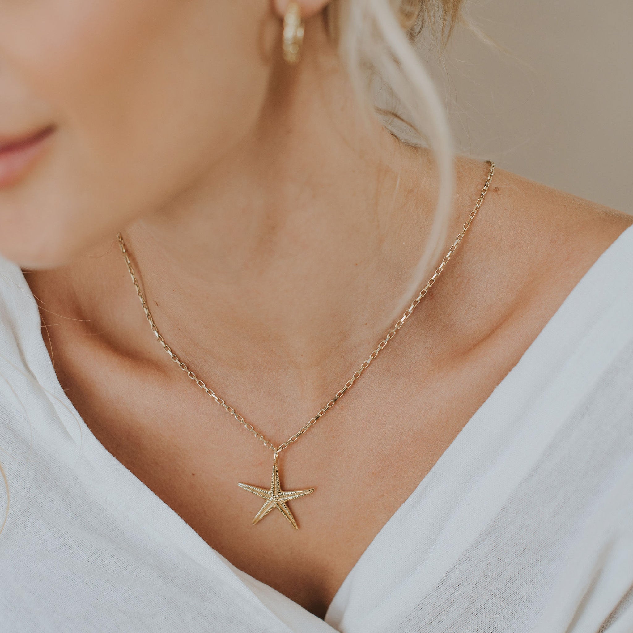 Maxi Gold Starfish Necklace Dainty London